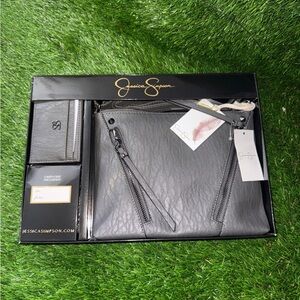 Jessica Simpson Black Crossbody and Cardholder Gift Set